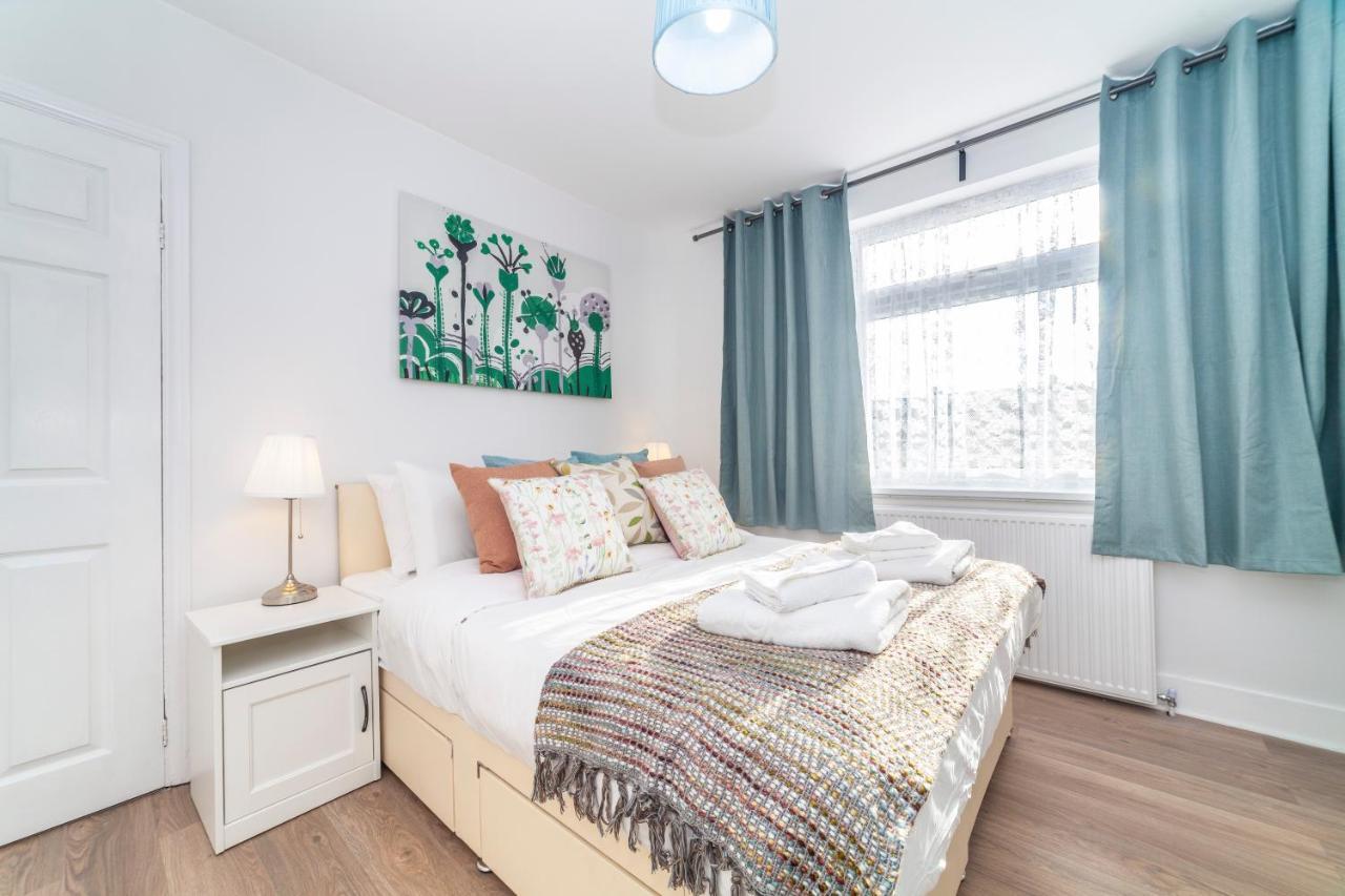Autonomous 2 Bdr Apartment With Garden And Parking Enfield Kültér fotó